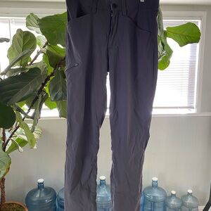 Orvis Men's Cargo Pants in Black